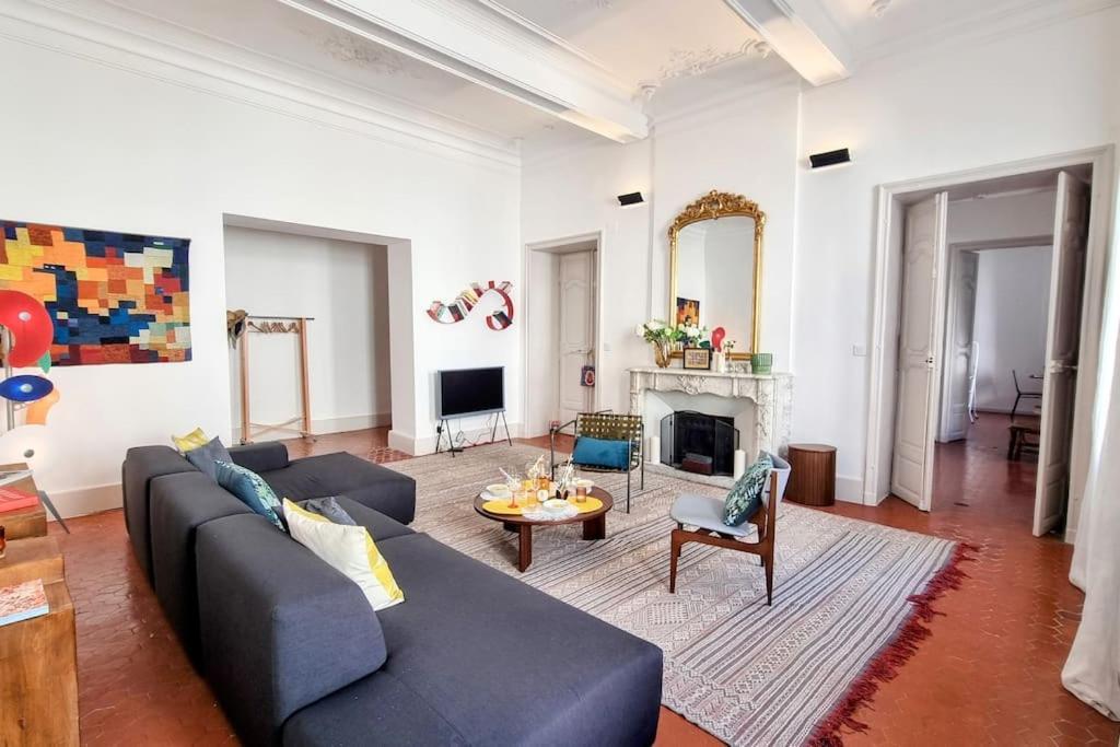 Le Palais 10, Superbe Appartement D'Exception Authentique Centre Historique Sète Dış mekan fotoğraf